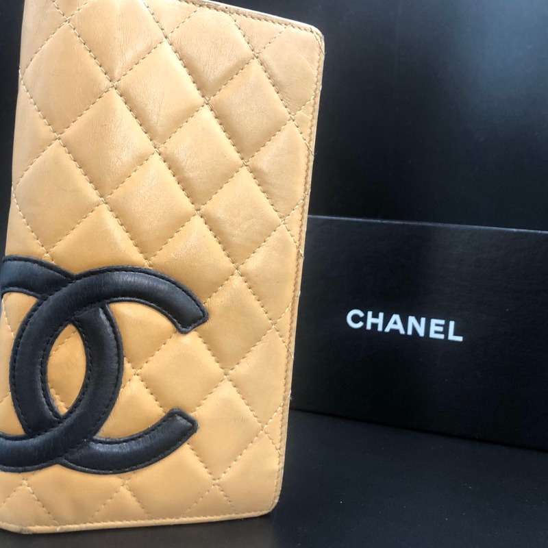 CHANELカンボンライン財布