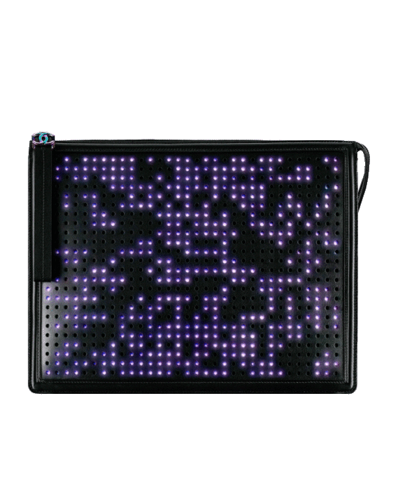 ボーイシャネル LEDクラッチバッグ