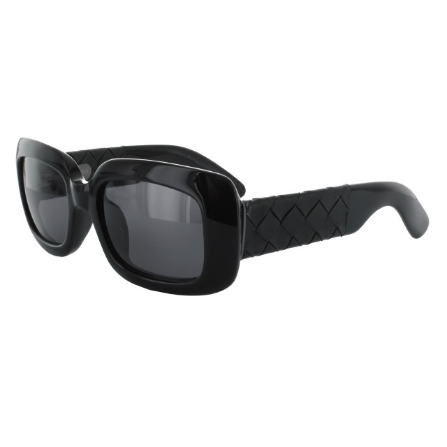 ボッテガヴェネタ Black サングラス